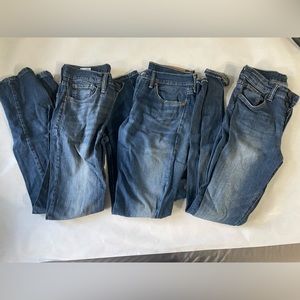 3 pack bundle of Jeans - 2 are Levi’s and 1 is H&M